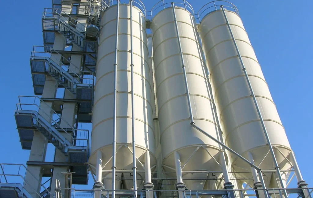 Silos di stoccaggio verticale monolitico
